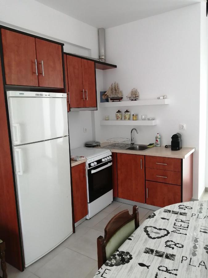 Almira Ghouse * Almiropótamos